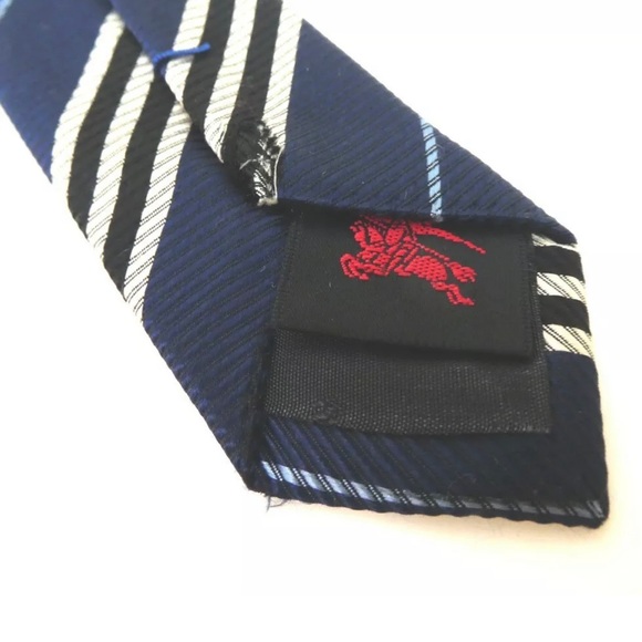 Burberry Men’s silk tie set - Picture 2 of 8